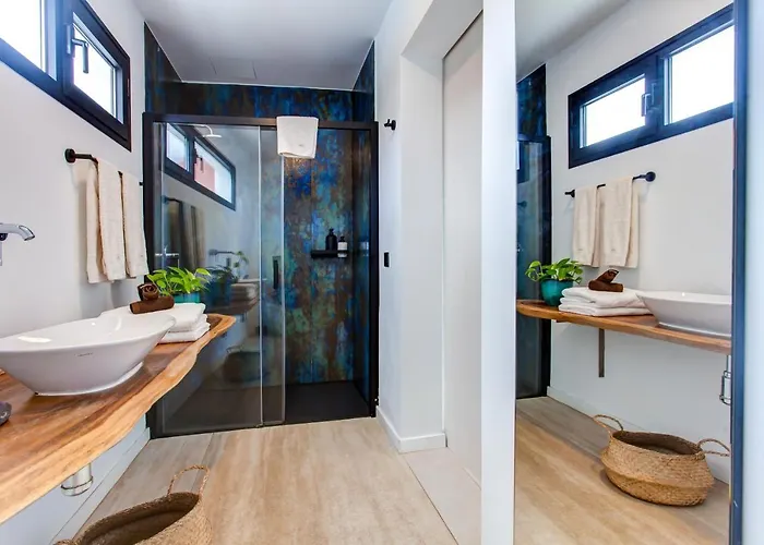 Mana Ecoretreat Bed & Breakfast 5*